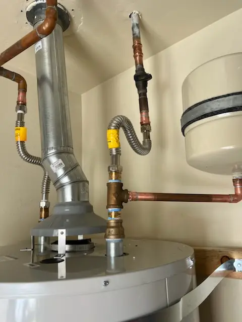 Water heater installation and plumbing repair in Pecan Valley